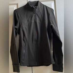 LN!!🍒LULULEMON Classic DEFINE JACKET sz 12 DARK OLIVE GREEN Fatigue Camo *LUON